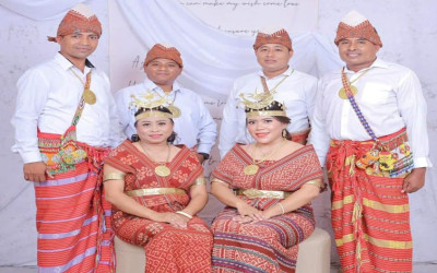 Bife Meto, Perempuan Timor yang Setara Alam Pemberi Hidup  